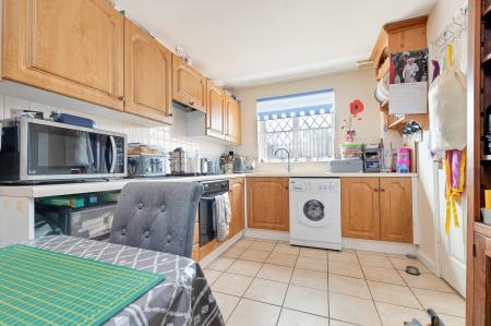 3 bedroom Detached house for sale in Plover Road, Essendine, Stamford, PE9