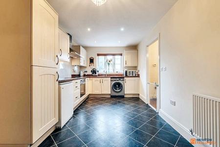 3 bedroom Semi-detached house for sale in Prebendal Close, Nassington, Stamford, PE8