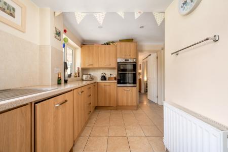 3 bedroom Detached house for sale in The Drove, Collyweston