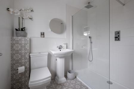 4 bedroom Detached house for sale in Turnpike Road, Ryhall, Stamford, PE9