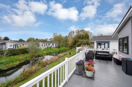 2 bedroom Park home for sale in Waters View, Yarwell