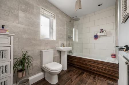 4 bedroom Detached house for sale in Wytchley Road, Ketton