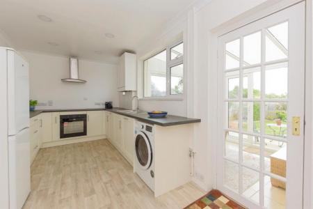 3 bedroom Terraced House to let in Rutland Road, Stamford, PE9