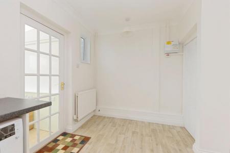 3 bedroom Terraced House to let in Rutland Road, Stamford, PE9