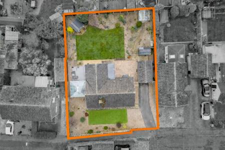 3 bedroom Detached bungalow for sale in Angus Close, Stamford