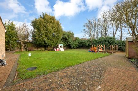 3 bedroom Semi-detached house for sale in Braemar Close, Stamford