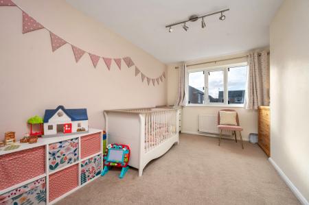 3 bedroom Semi-detached house for sale in Braemar Close, Stamford