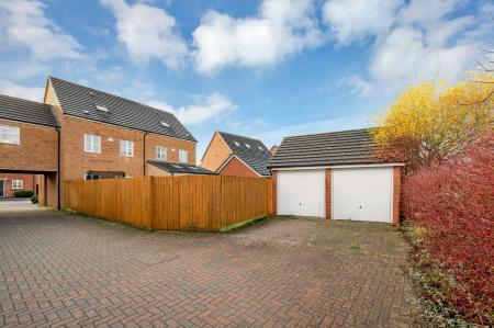 3 bedroom Town house for sale in Jackson Way, Stamford