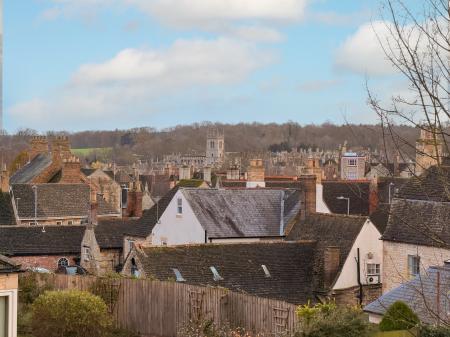 1 bedroom Flat for sale in Newcomb Court, Stamford, PE9