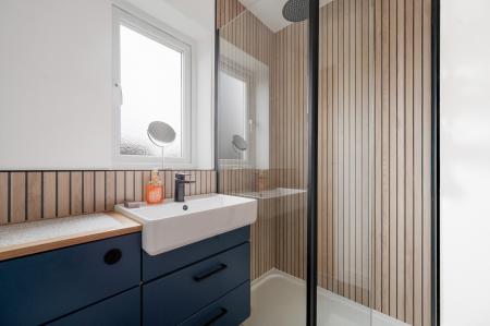 3 bedroom Semi-detached house for sale in Primrose Way, Stamford