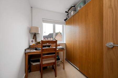 3 bedroom Semi-detached house for sale in Primrose Way, Stamford