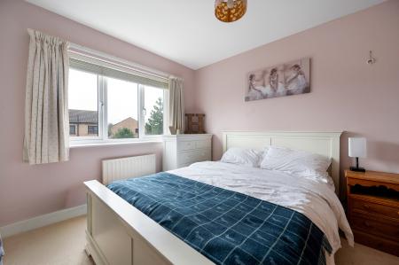 3 bedroom Semi-detached house for sale in Primrose Way, Stamford