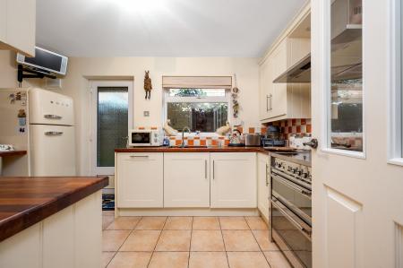 3 bedroom Detached bungalow for sale in Meadow Lane, Thornhaugh