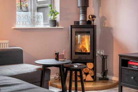 3 bedroom Semi-detached house for sale in Ross Drive, Stamford