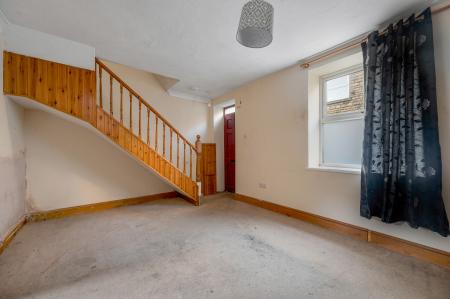 2 bedroom End of terrace house for sale in Cornstall Buildings, Stamford