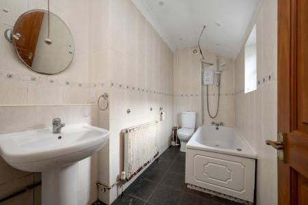 2 bedroom End of terrace house for sale in Cornstall Buildings, Stamford