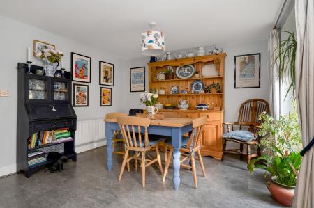 4 bedroom Town house for sale in Wharf Road, Stamford