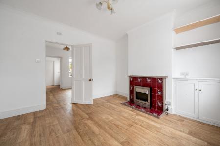 2 bedroom Terraced House for sale in Radcliffe Road, Stamford