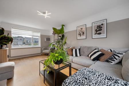 4 bedroom Detached house for sale in Stirling Road, Stamford, PE9