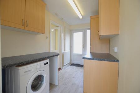 3 bedroom Semi-detached house for sale in Lindsey Road, Uffington