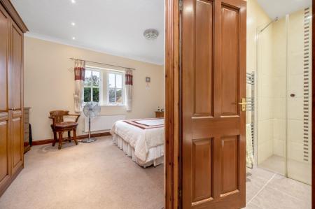 4 bedroom House for sale in Highgate Green, Elton