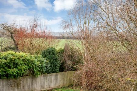 4 bedroom Semi-detached house for sale in Searson Close, Tallington