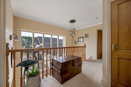 4 bedroom Semi-detached house for sale in Searson Close, Tallington