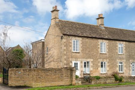 3 bedroom Semi-detached house for sale in Stamford Road, Easton On The Hill
