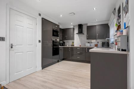 4 bedroom Detached house for sale in Hillside Gardens, Wittering