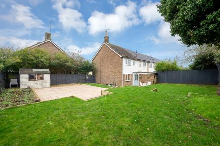 2 bedroom End of terrace house for sale in West Street Gardens, Stamford