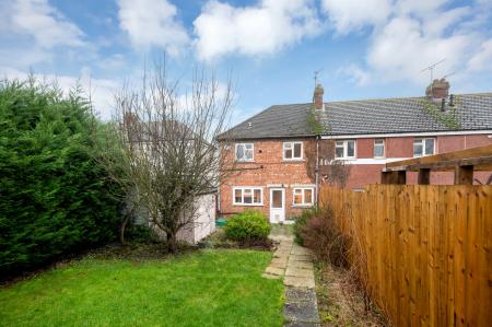 3 bedroom End of terrace house for sale in Gloucester Road, Stamford