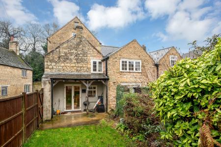 5 bedroom Detached house for sale in Church Road, Ketton
