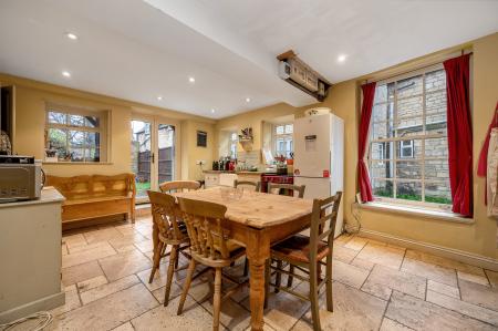 5 bedroom Detached house for sale in Church Road, Ketton