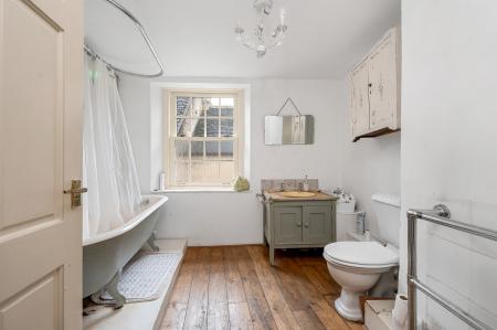 5 bedroom Detached house for sale in Church Road, Ketton