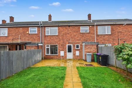 3 bedroom Terraced House for sale in Nairn Road, Stamford, PE9