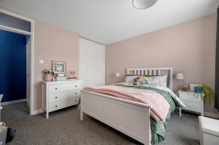 1 bedroom Flat for sale in Churchill Road, Stamford