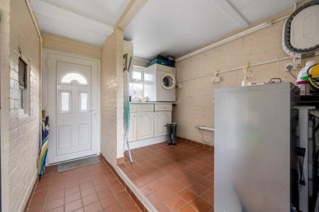 3 bedroom Semi-detached house for sale in Masterton Road, Stamford