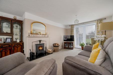 3 bedroom Semi-detached house for sale in Masterton Road, Stamford