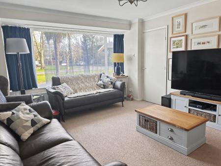 3 bedroom Detached house for sale in Lindsey Road, Uffington