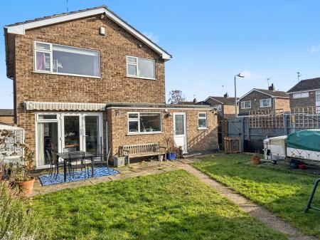 3 bedroom Detached house for sale in Lindsey Road, Uffington