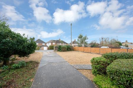 3 bedroom Detached bungalow for sale in Roman Bank, Stamford