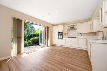 4 bedroom Town house for sale in Anseres Place, Stamford