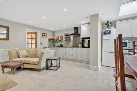 3 bedroom End of terrace house for sale in Reform Street, Stamford, PE9