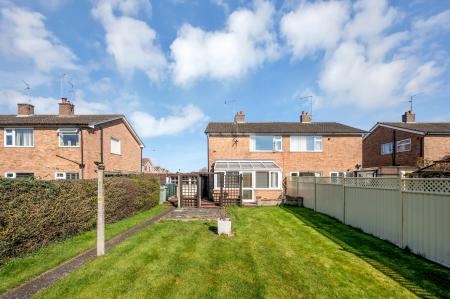 3 bedroom Semi-detached house for sale in Chatsworth Road, Stamford