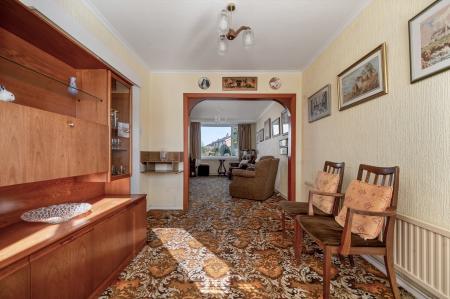 3 bedroom Semi-detached house for sale in Chatsworth Road, Stamford