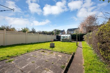 3 bedroom Semi-detached house for sale in Chatsworth Road, Stamford