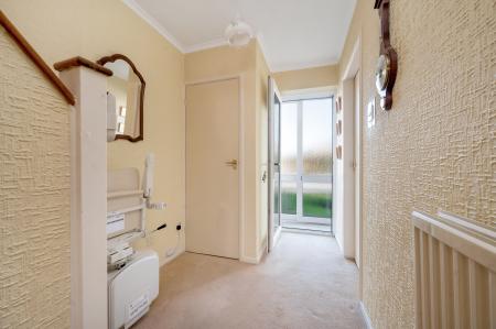 3 bedroom Semi-detached house for sale in Chatsworth Road, Stamford