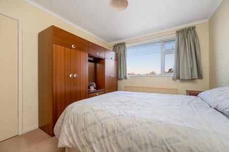 3 bedroom Semi-detached house for sale in Chatsworth Road, Stamford