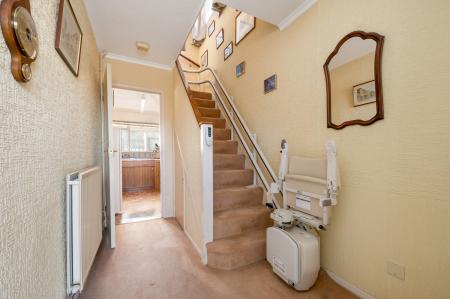 3 bedroom Semi-detached house for sale in Chatsworth Road, Stamford