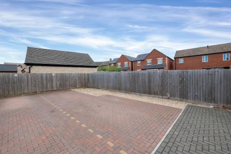 3 bedroom Terraced House for sale in Lock Mews, Stamford